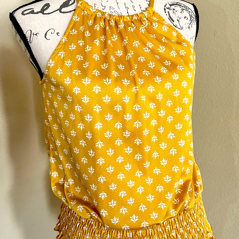 Sleeveless blouse